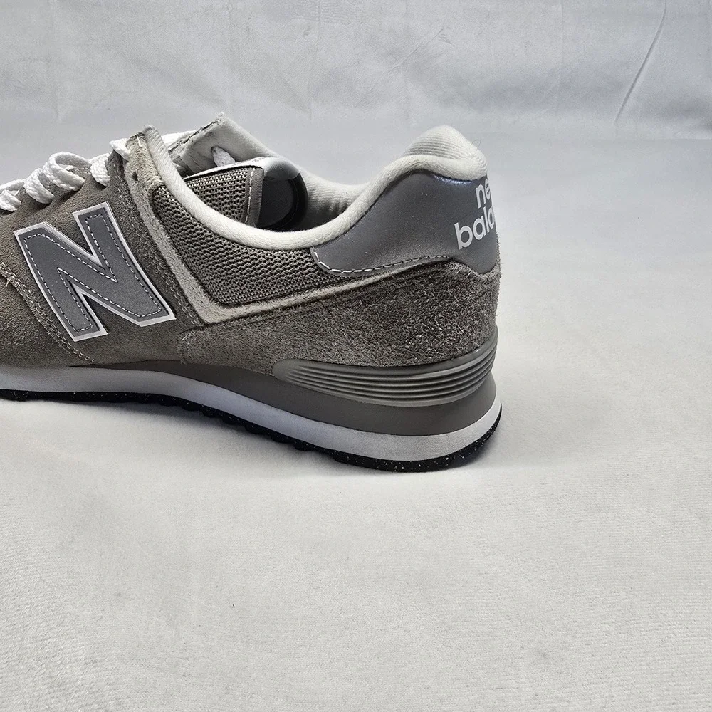 New Balance 574v2 Classic ML574EVG Men Size 11.5
